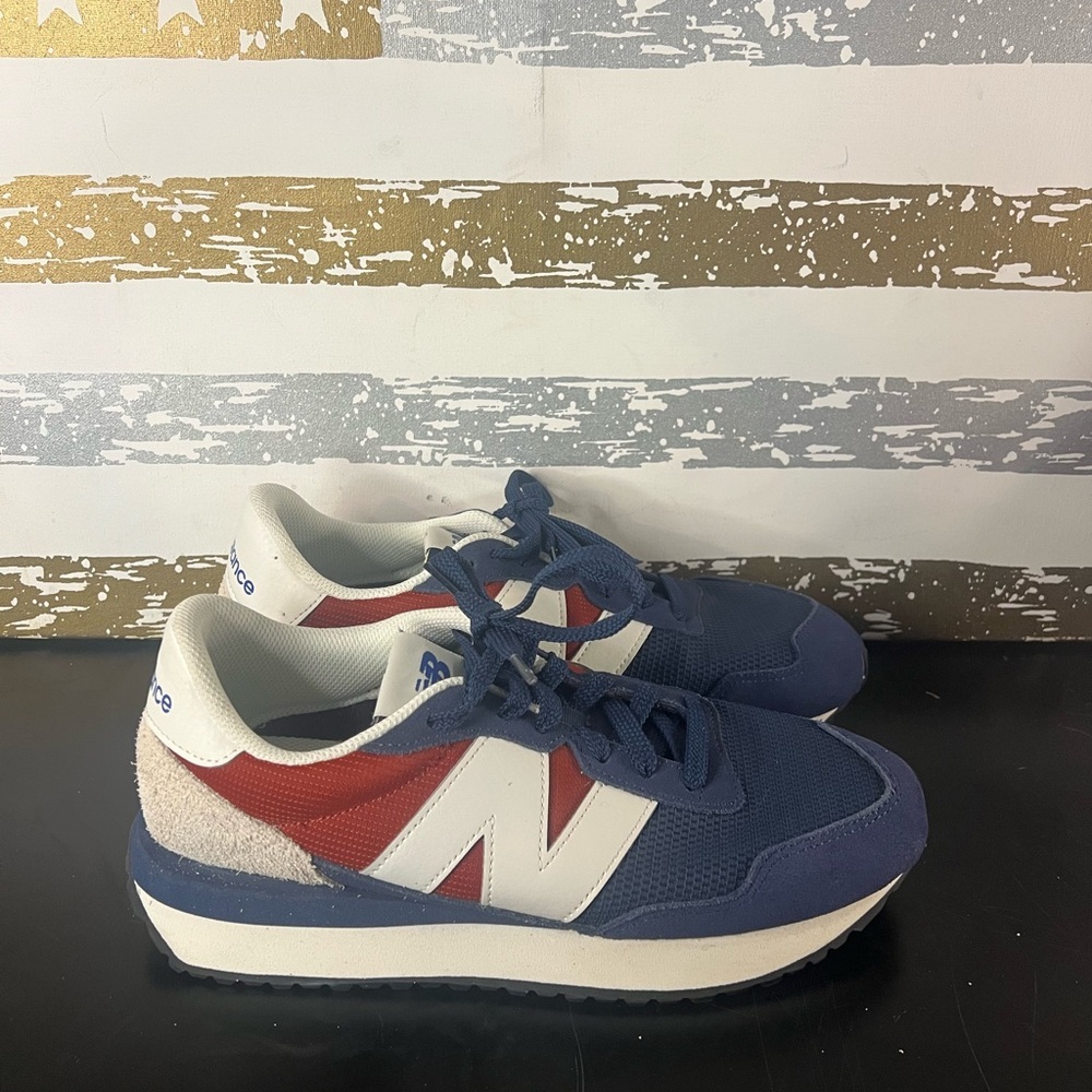 New Balance “ 237” - Picture 2 of 7